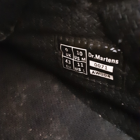 Dr. Martens - Picture 13 of 15